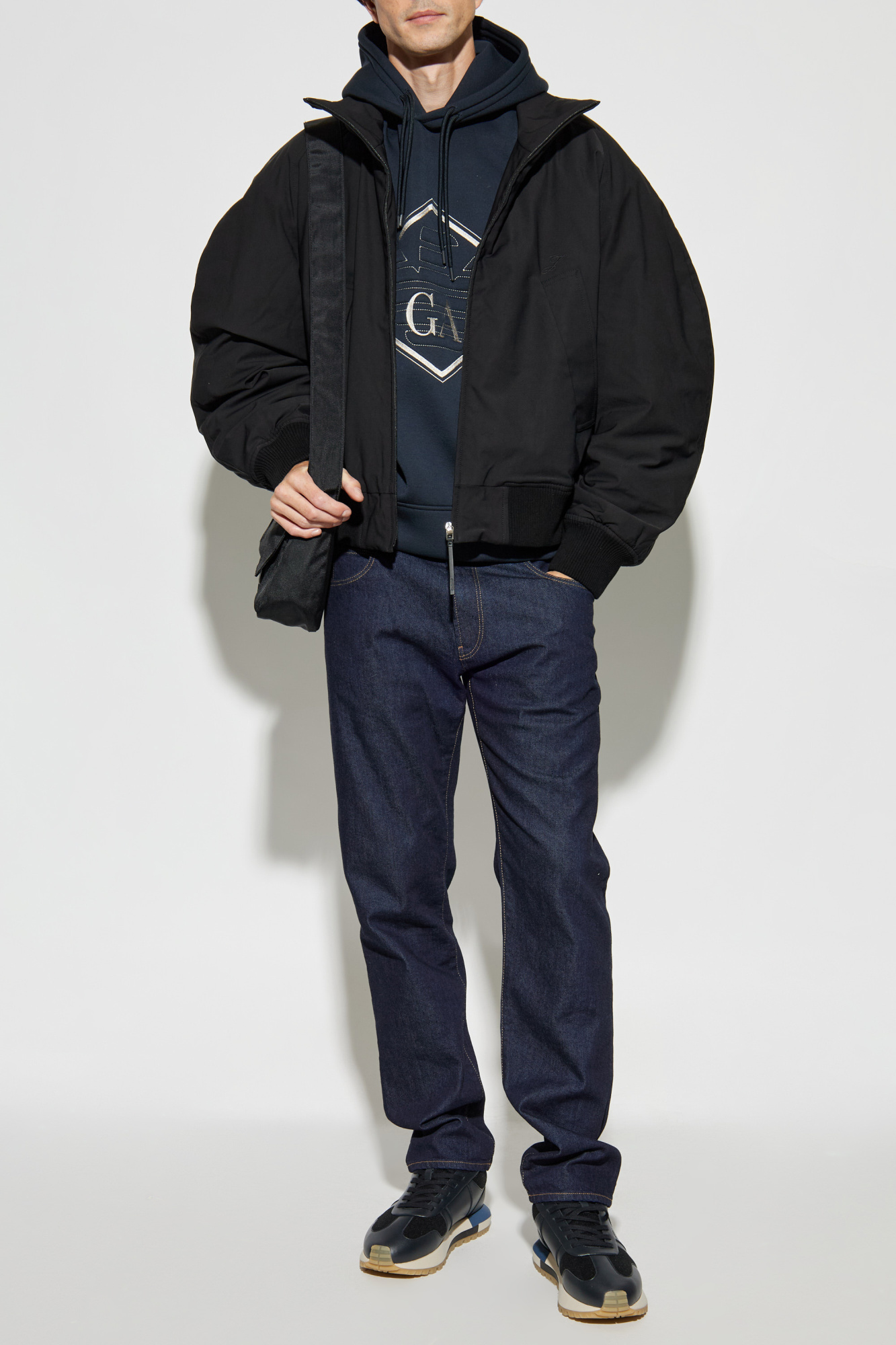 Navy blue Jeans with logo Giorgio Armani - Vitkac GB